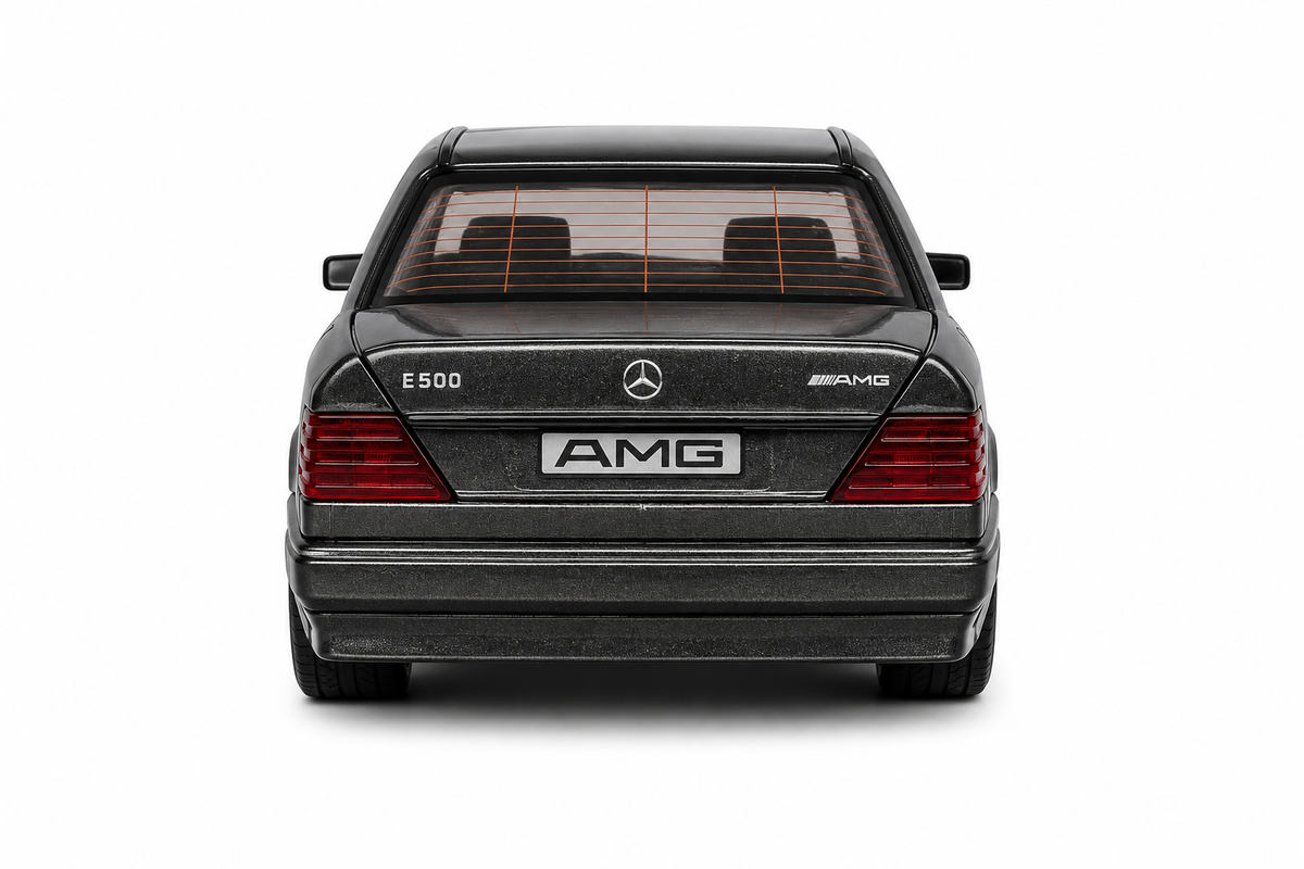 Mercedes-Benz E500 AMG-Scale 1:28